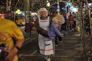 BIB: 342
                            <button type="button" onclick="openModal(26274540)" class="btn btn-primary btn-sm float-right btn-popup" data-toggle="modal" data-target=".modal-high-quality">
                        <i class="fas fa-shopping-cart"></i> Add to Cart
                    </button>
                                            <button type="button" onclick="isThisMe(26274540, true)" class="btn btn-success btn-sm float-right btn-popup btn-isme hidden" data-toggle="tooltip" data-placement="bottom" title="นี่คือรูปของคุณใช่ไหม คลิกที่นี่เพื่อเอาเข้าอัลบั้ม">
                        <i class="fas fa-plus"></i> Add to album
                    </button>
                    <button type="button" onclick="isThisMe(26274540, false)" class="btn btn-warning btn-sm float-right btn-popup btn-isnotme hidden">
                        <i class="fas fa-ban"></i> Remove from album
                    </button>